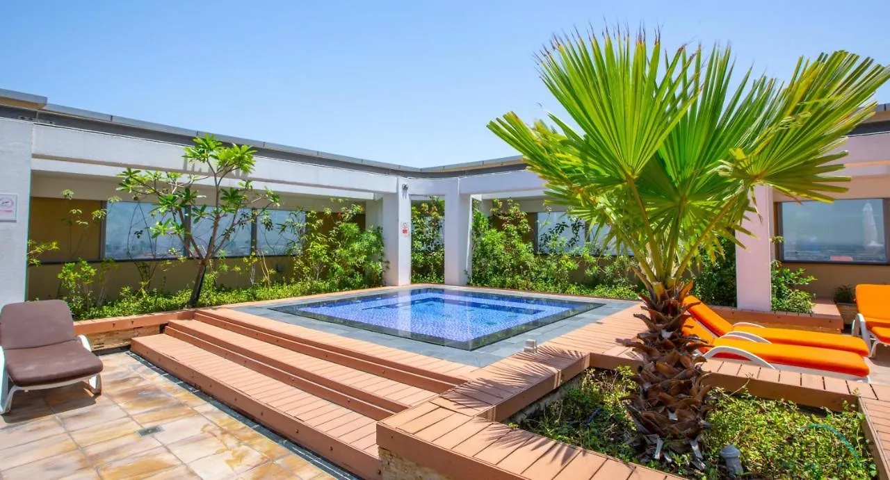 Gleeful 2Br At Sky Gardens Difc By Deluxe Holiday Homes Dubai